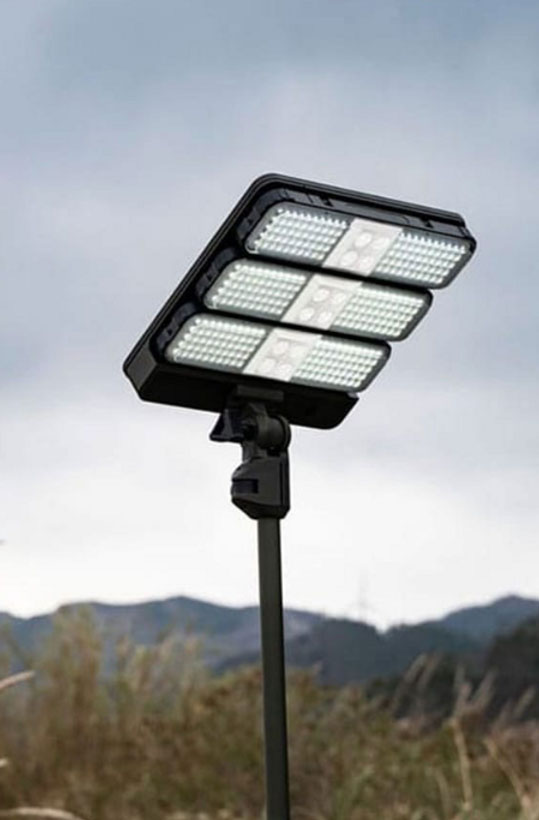 Lámpara solar trípode de camping WildLand Tipo B - Imagen 9